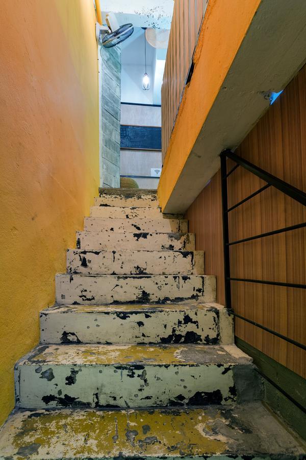 Wire Hostel Patong Екстер'єр фото